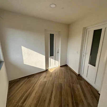 Apartment Luxury Pyramid Ii